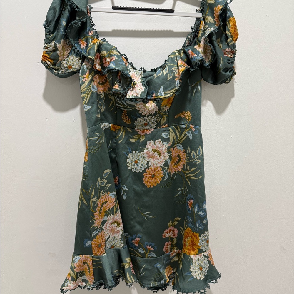 Chic Floral Off-Shoulder Dress